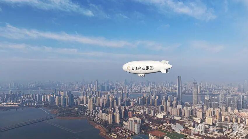 国产载人飞艇祥云AS700！完成全国首次载人飞艇商业飞行(2)